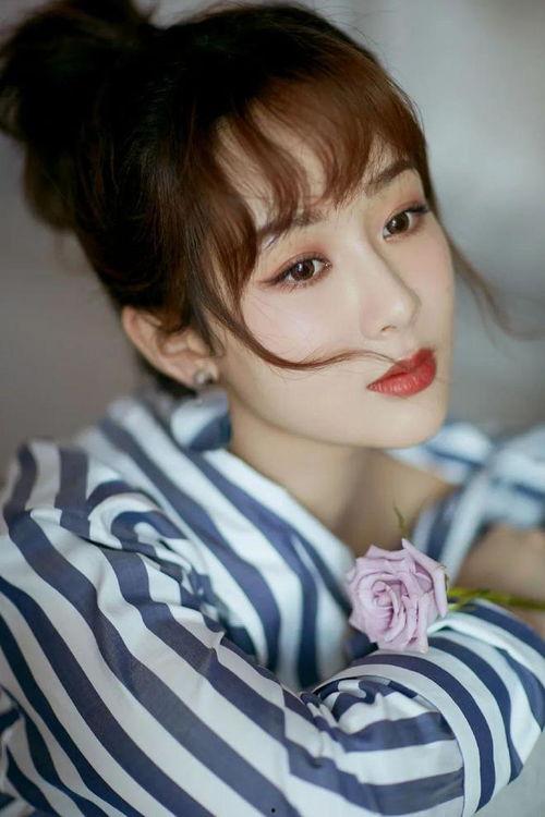 吃瓜娱乐杨紫,吃瓜娱乐中的青春偶像